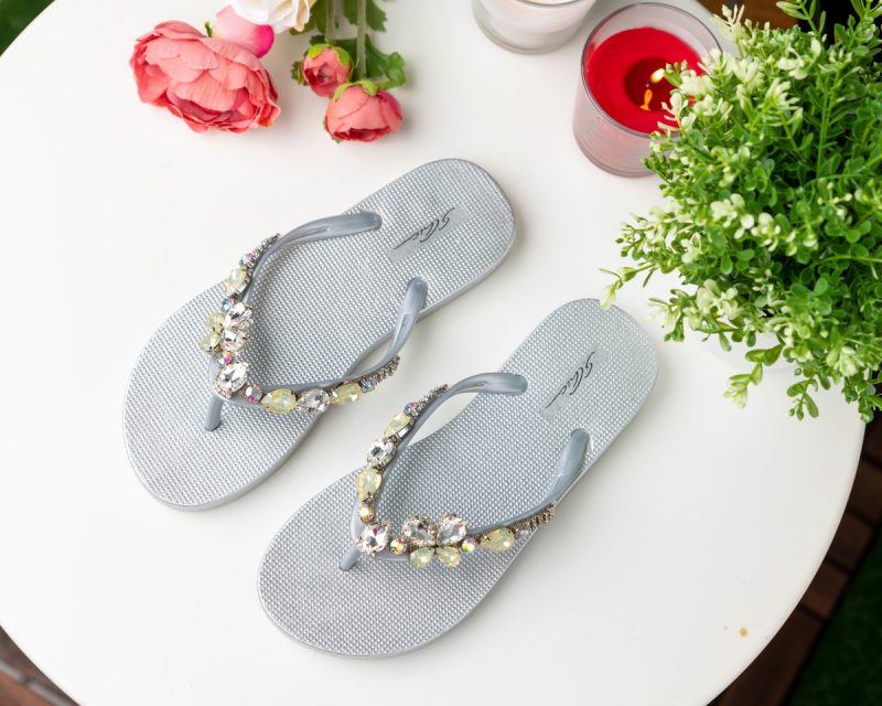 890-3 SLIPPERS Silver