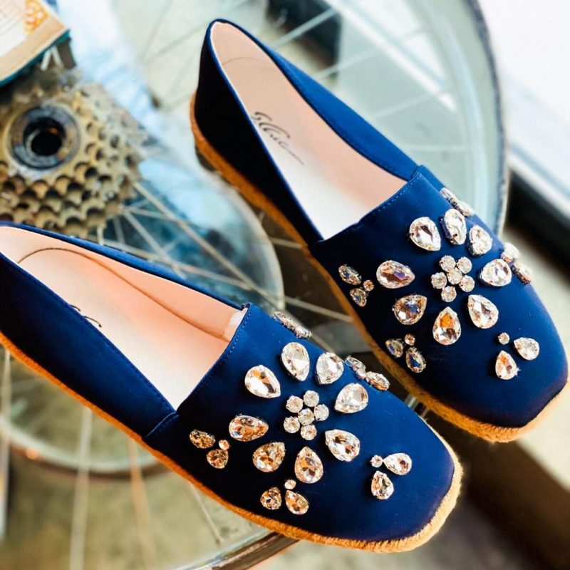 '-73 FLAT SHOES IN BLUE