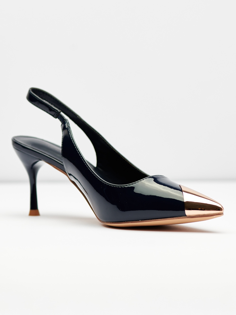 الكعب العالي المنعكس الفاخر