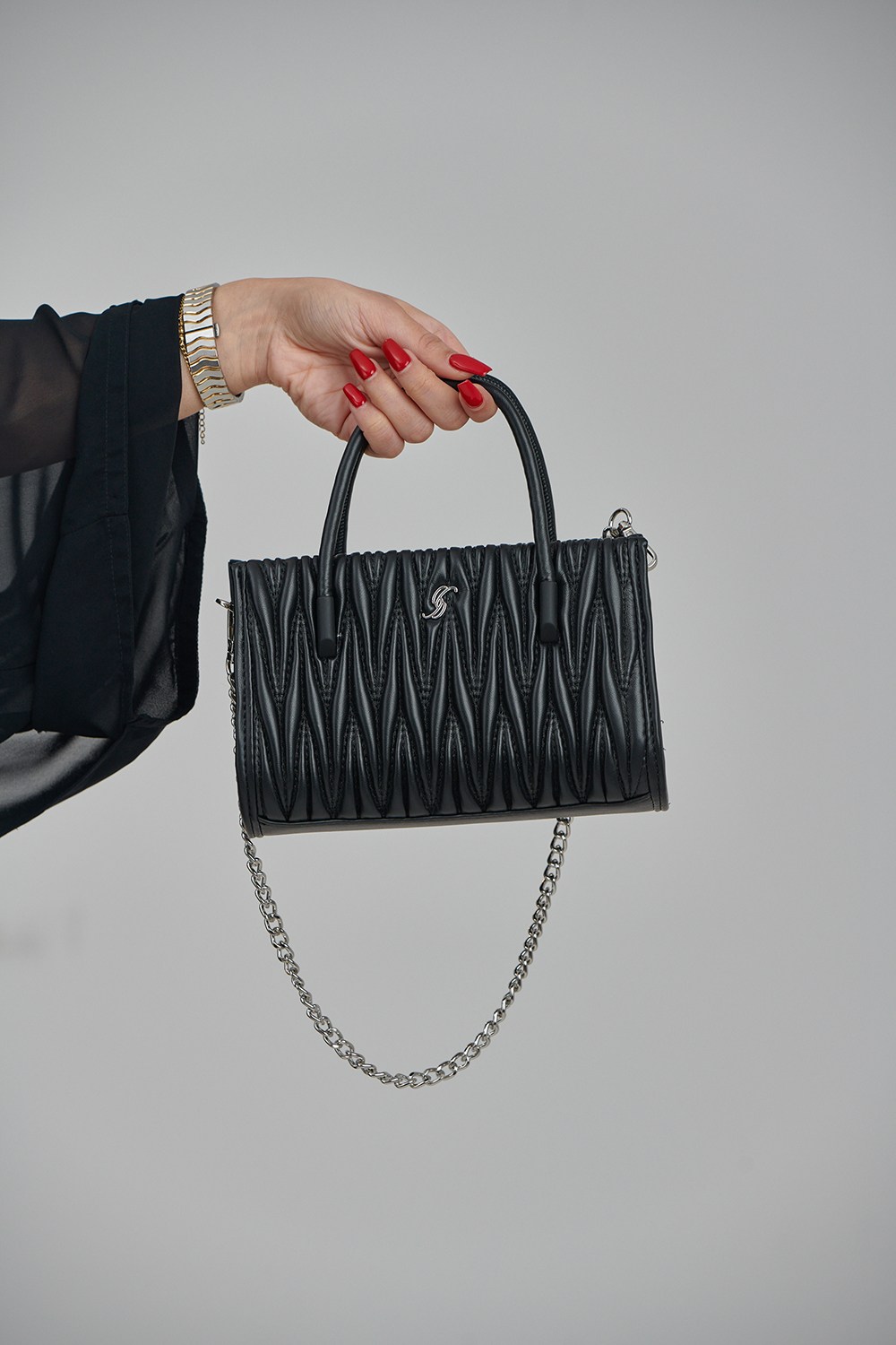 L210-Black-2