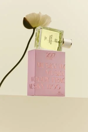 Perfumes & Fragrances