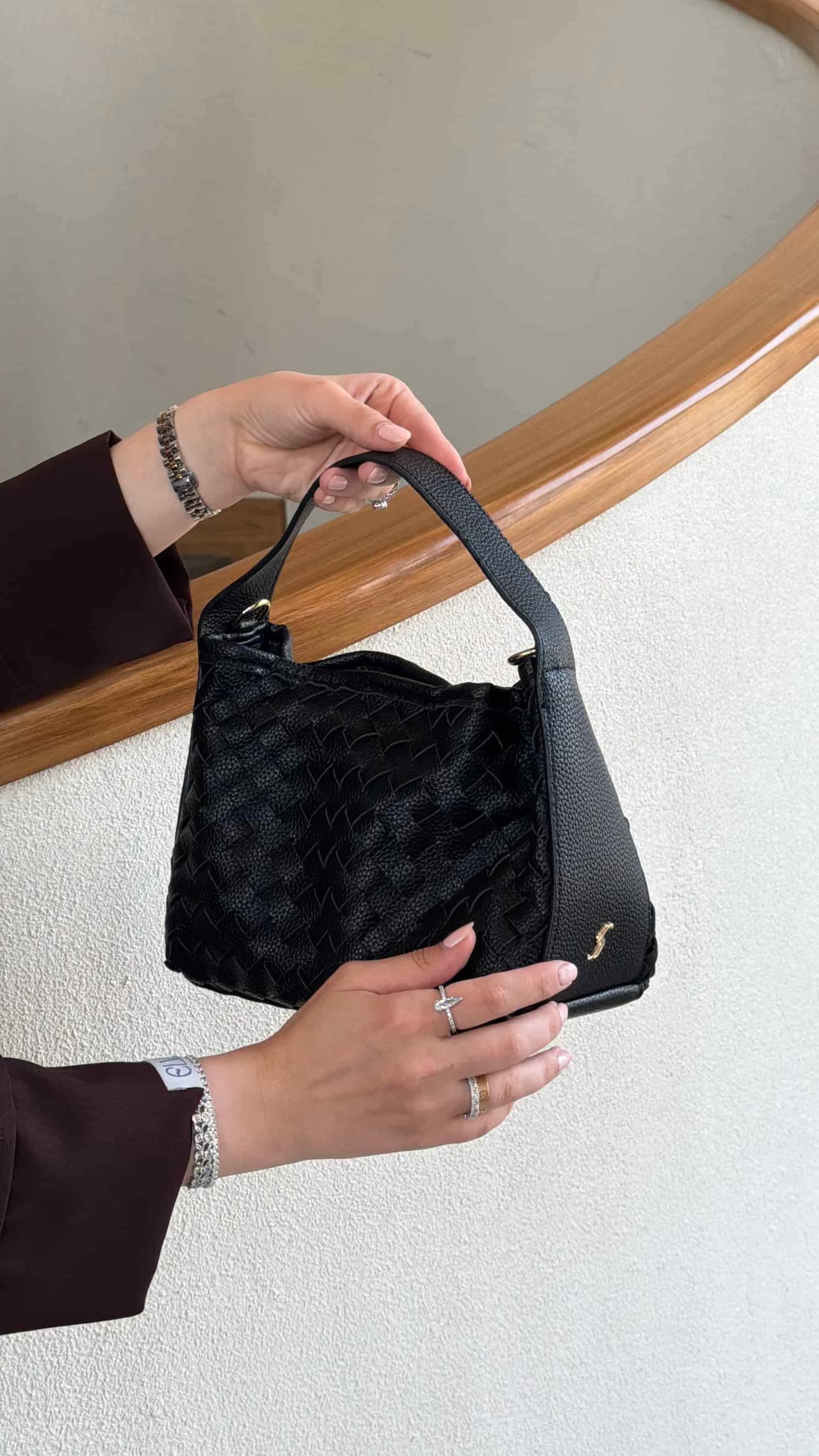 179 BLACK